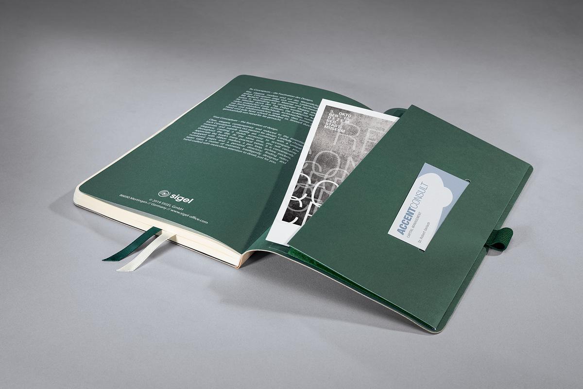 livre avec couverture bambou, flexible