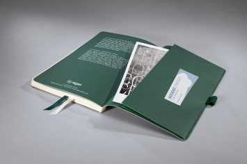 livre avec couverture en bambou, flexible, pointillé